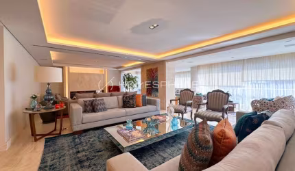 Apartamento no Edifício Sophistic com 370 m², 3 quartos sendo 3 suítes à venda no bairro Campo Belo.
