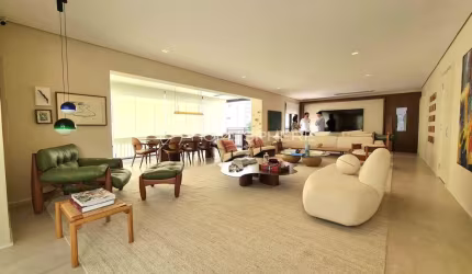 Apartamento com 236.0 m² com 3 suítes . Apartamento novo com
o melhor que há em acabamento , bom gosto’e elegamci , garantindo conforto. Cindominio novo e moderno .