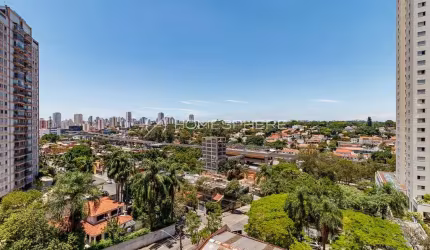 Apartamento com 312 m², 5 quartos sendo 4 suítes à venda no bairro Campo Belo.