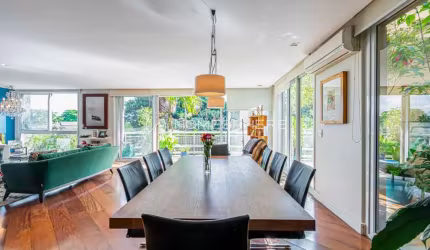 Condomínio Da Villa R. Vitorino de Carvalho, 353. Casa de condomínio à venda 582 m², 4 quartos, sendo 3 suítes, área gourmet, rooftop e 4 vagas. Condomínio com academia e espaço kids