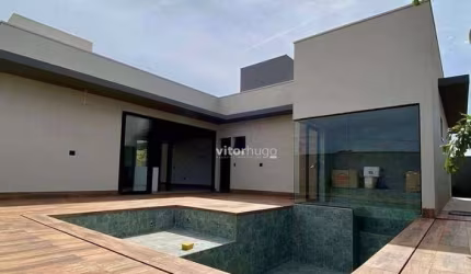 CASA NO CONDOMINIO ARTS