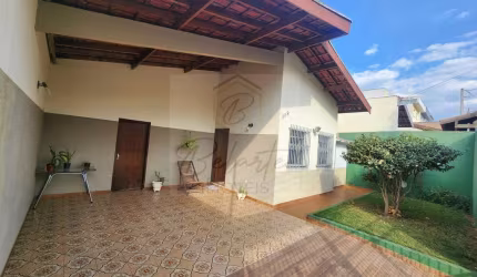 Casa para Venda em Jundiaí, Jardim Planalto, 3 dormitórios, 1 suíte, 1 banheiro, 3 vagas
