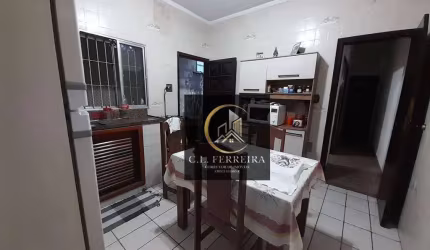 Casa com 2 dormitórios e edícula à venda por R$ 590.000 - Boqueirão - Praia Grande/SP