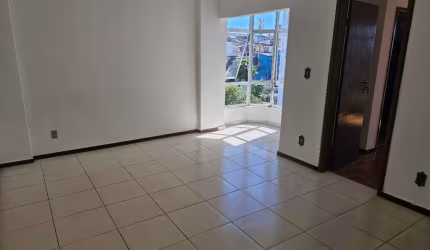 Ótimo apartamento à venda , 1 quarto, banheiro social, 1 vaga de garagem coberta e ampla, 4 andar, nascente, Federação, Salvador - Ba