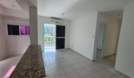 Apartamento para alugar com dois quartos, sendo um suíte, 78m2, em Alphaville I, Paralela/Alphaville I- Ba