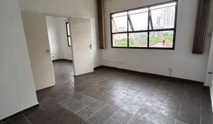 Conjunto de Salas Comercias a Venda no Boqueirão - Santos- SP