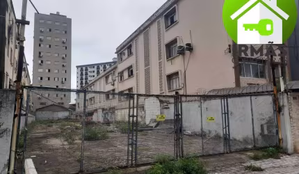 Terreno a Venda 10 x 73,5 metros, no Bairro do Macuco - Santos SP