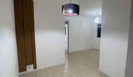 Apartamento 2 Quartos Reformado no Saboó - Santos SP