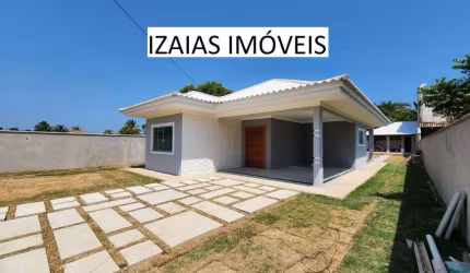 COD 368: CASA COM PISCINA E HIDROMASSAGEM - SAQUAREMA.