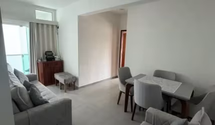 COD 434: APARTAMENTO COM VISTA PARA A PRAIA- SAQUAREMA.