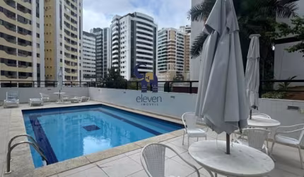 PITUBA 3 QUARTOS, SENDO UMA SUÍTE,  DEPENDÊNCIA COMPLETA DE EMPREGADA,  DECORADO , BANHEIRO SOCIAL E BANHEIRO DE SERVIÇO.