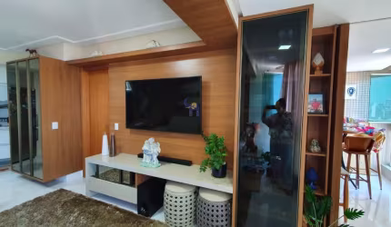 EXCELENTE APARTAMENTO DECORADO. SÃO 72 M² DEVIDOS EM DUAS SUÍTES,