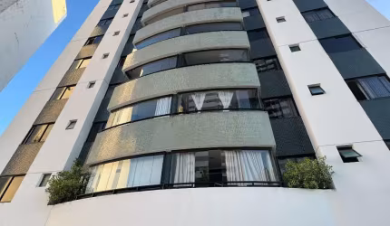 LINDO APARTAMENTO NO PARQUE BELA VISTA  COM 3 QUARTOS SENDO 1 SUÍTE, PORTEIRA FECHADA,ANDAR BAIXO, 02 VAGAS DE GARAGEM SOLTAS E COBERTAS