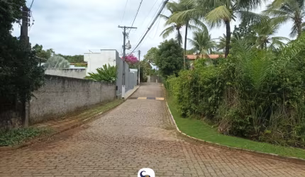 TERRENO PARA VENDA, AGUAS FINAS NO BAIRRO RECREIO IPITANGA, LOCALIZADO NA CIDADE DE LAURO DE FREITAS / BA.