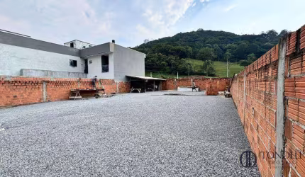 Terreno na Barra à venda, 400 m² por R$ 990.000