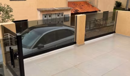 Excelente Sobrado em Condominio