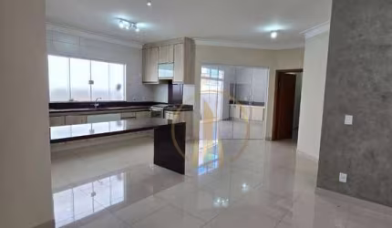 RARIDADE! ÓTIMA CASA NO VILLAGE DAMHA 3!