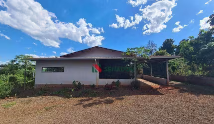 Chácara com Casa em Alvenaria com 3 dormitórios à venda, 7 m² por R$ 850.000 - Gleba Esperança - Londrina/PR