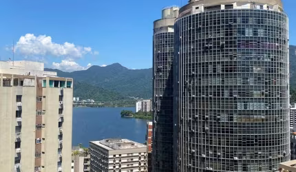 Apartamento reformado com linda vista!