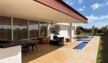 Casa com 4 Suítes à Venda, Alto Padrão no Japy Golf Club, Cabreúva SP
