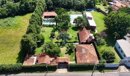 Chácara à Venda em Cabreúva com Piscina e 6.200 m² – Conforto e Renda