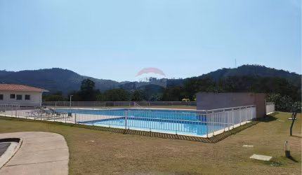 Apartamento à Venda com 2 quartos em Cabreúva