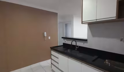 Aluga-se Apartamento Condomínio Sta Teresa, lazer completo e vaga