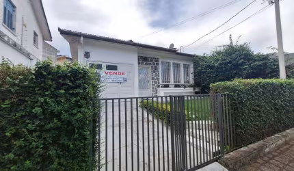 Casa para Venda em Curitiba, Seminário, 3 dormitórios, 2 banheiros, 1 vaga
