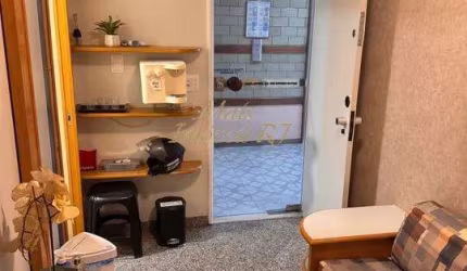 Sala Comercial para Venda em Niterói, Centro, 2 banheiros
