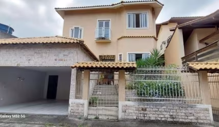 Casa em Condomínio para Venda em Niterói, SANTANA, 4 dormitórios, 3 suítes, 5 banheiros, 6 vagas