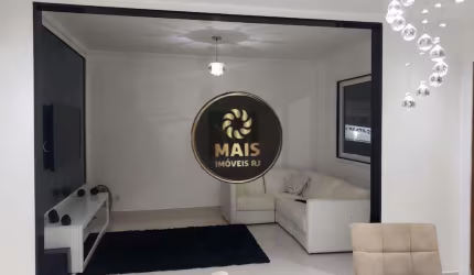 Casa para Venda em Niterói, Caramujo, 3 dormitórios, 1 suíte, 3 banheiros, 8 vagas