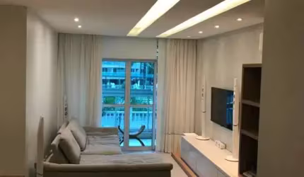 Apartamento para Venda em Niterói, Itacoatiara, 3 dormitórios, 1 suíte, 2 banheiros, 2 vagas