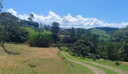 chácara em Santo Antonio do Pinhal a venda