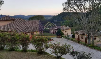 Pousada a venda em Santo Antonio do Pinhal perto do centro