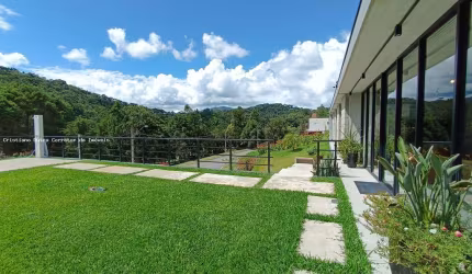 Casa para venda de alto padrão em Santo Antônio do Pinhal