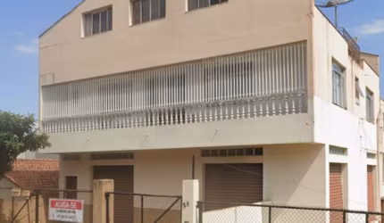 Barracão ao lado da BR376 para Locação