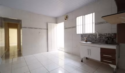 Casa Térrea para Locação em Santo André, Parque das Nações, 2 dormitórios, 1 banheiro, 1 vaga