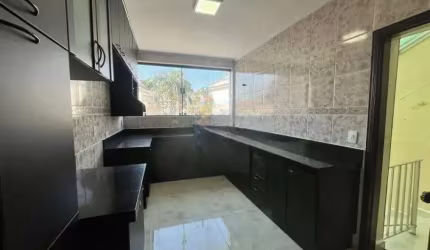 Sobrado para Locação em Santo André, Vila Alpina, 3 dormitórios, 1 suíte, 4 banheiros, 4 vagas