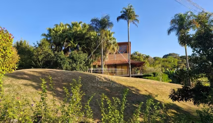 Casa para Venda no bairro Soledade de Minas (cidade) em São Lourenço, 3 quartos sendo 1 suíte, 5 vagas, Semi-Mobiliado, 320 m² privativos,