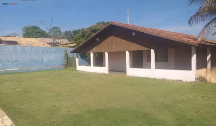 Chácara com 3 Quartos, 1200m² - Jardim Monte Belo
