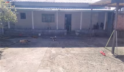 Casa com 2 Quartos e 1 Kitnet à venda, 283m² - Jd. São Bento