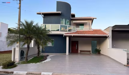 Casa com 3 Quartos à venda, 250m² - Condomínio Flamboyant