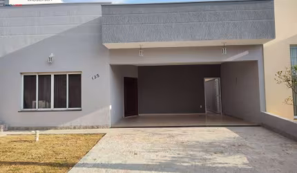 Casa com 3 Quartos à venda, 250m² - Condomínio Jardim Golden Park