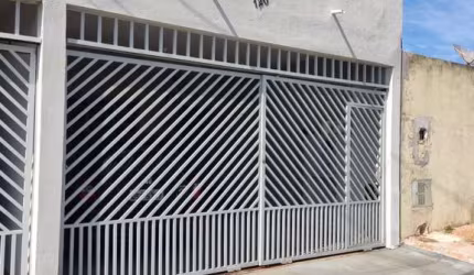 Casa com 2 Quartos à venda, 125m² - Parque dos Pinheiros