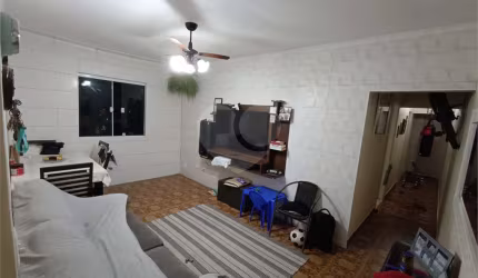 Apartamento com 3 quartos à venda em Encruzilhada - SP