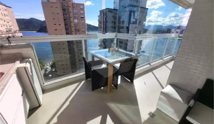 Apartamento com 4 quartos à venda em Itararé - SP