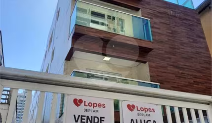 Casa de vila com 3 quartos à venda ou para locação em Gonzaga - SP