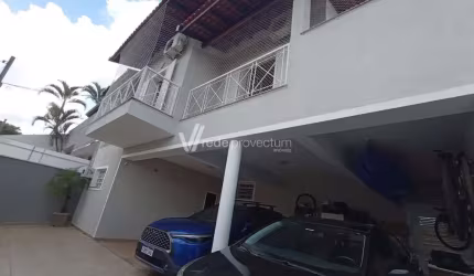 Casa com 4 quartos à venda na Vila Brandina, Campinas , 272 m2 por R$ 1.380.000