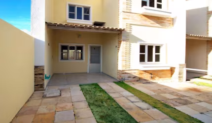 Casa com 4 dormitórios à venda, 150 m² por R$ 495.000,00 - Sapiranga - Fortaleza/CE