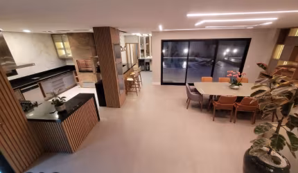 Viva o luxo em cada detalhe nesta magnífica residência no Condomínio do Golfe!
